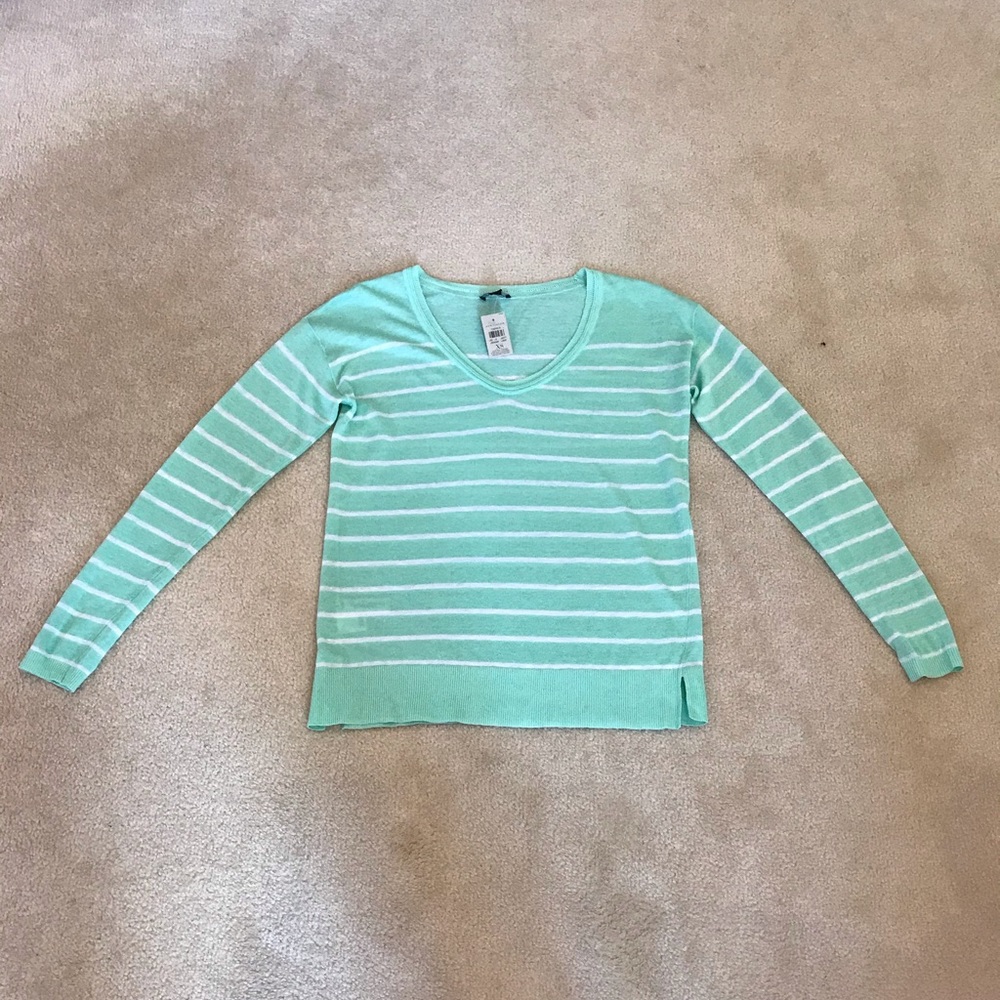 Ann Taylor light weight sweater